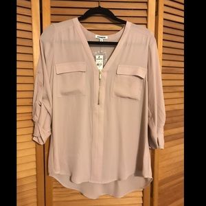•Express• Blush 3/4 Zip Top